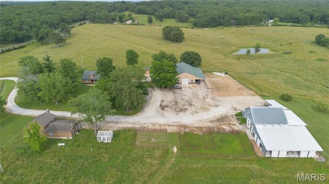 22380 State Route P, St James, MO 65559