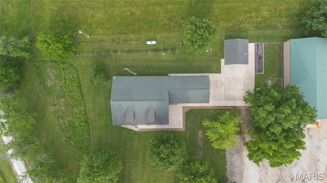 22380 State Route P, St James, MO 65559