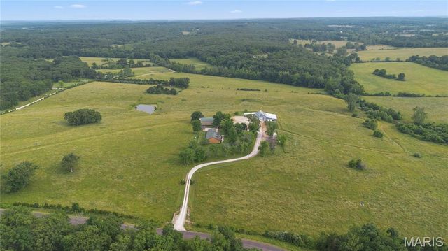 22380 State Route P, St James, MO 65559