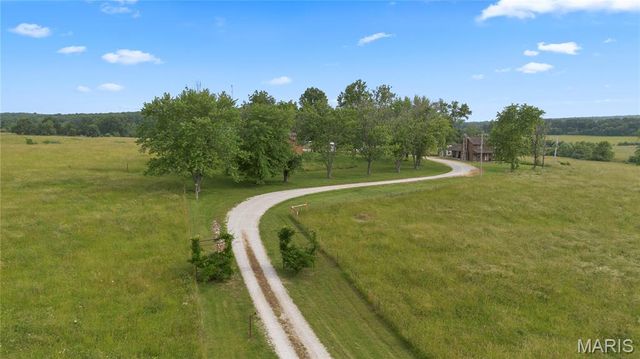 22380 State Route P, St James, MO 65559