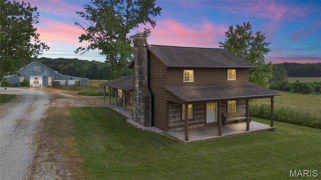 22380 State Route P, St James, MO 65559