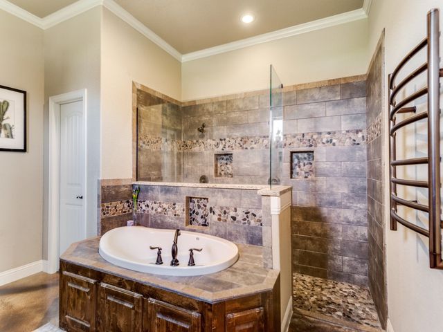 146 Fawna Drive, Azle, TX 76020