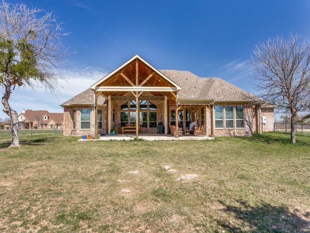 146 Fawna Drive, Azle, TX 76020