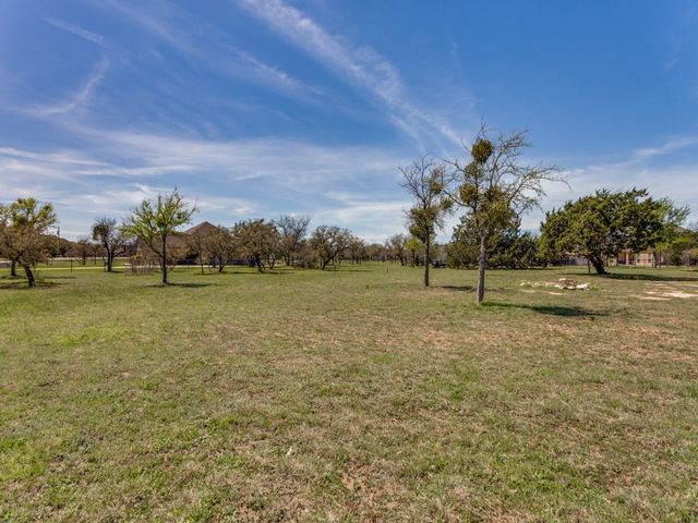146 Fawna Drive, Azle, TX 76020