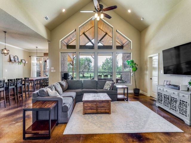 146 Fawna Drive, Azle, TX 76020