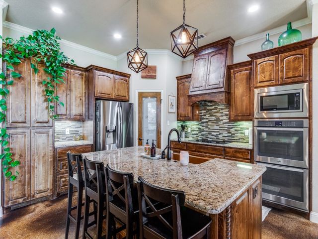 146 Fawna Drive, Azle, TX 76020