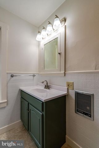 423 SUNSET RD, Reading, PA 19611