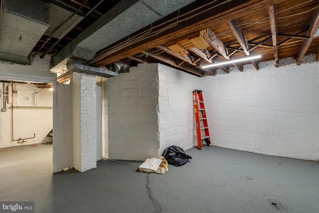 423 SUNSET RD, Reading, PA 19611