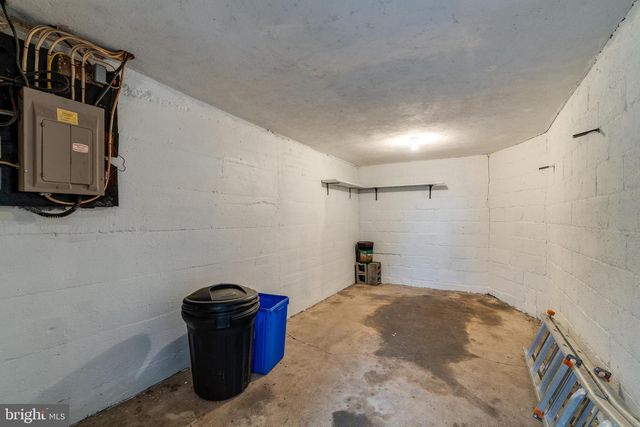 423 SUNSET RD, Reading, PA 19611