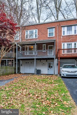 423 SUNSET RD, Reading, PA 19611