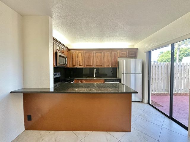 251 Lake Arbor Drive, Palm Springs, FL 33461