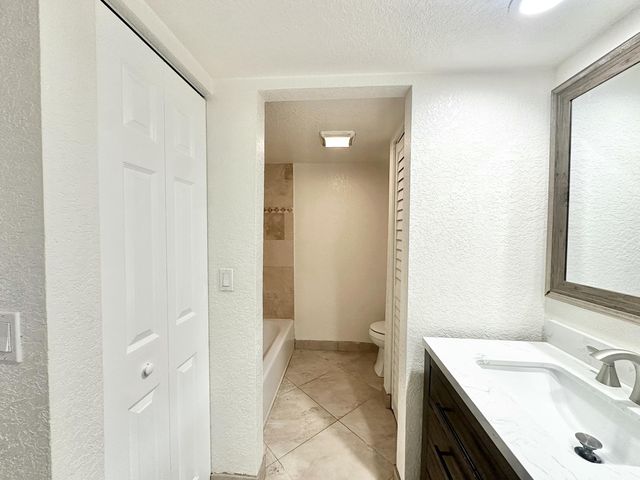 251 Lake Arbor Drive, Palm Springs, FL 33461
