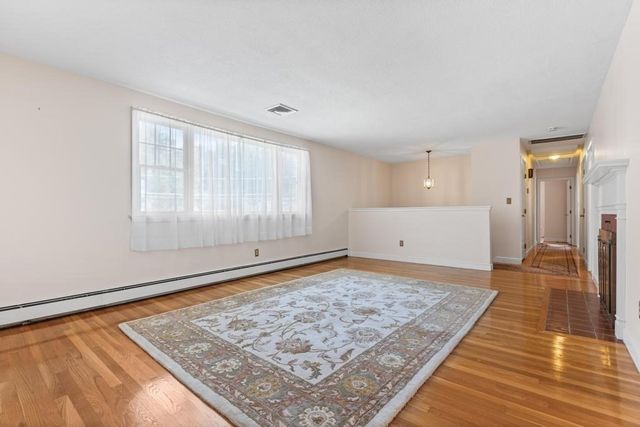 7 Hickory Lane, North Reading, MA 01864