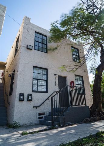 1068 NW 5th St, Miami, FL 33128