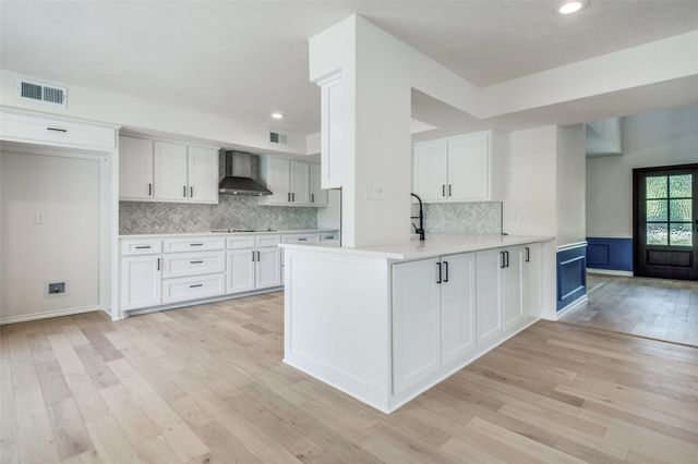 5049 Golden Circle, Denton, TX 76208