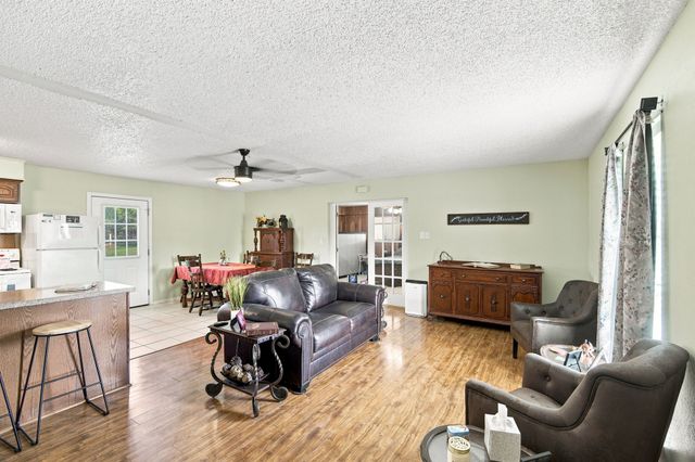 1255 Fm 667, Purdon, TX 76679