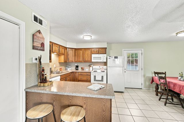 1255 Fm 667, Purdon, TX 76679