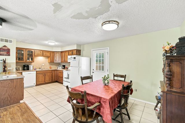 1255 Fm 667, Purdon, TX 76679