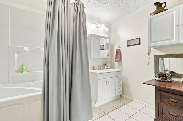 1255 Fm 667, Purdon, TX 76679