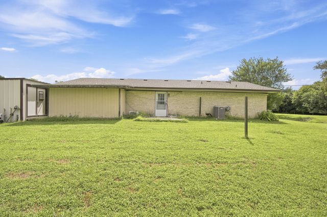 1255 Fm 667, Purdon, TX 76679