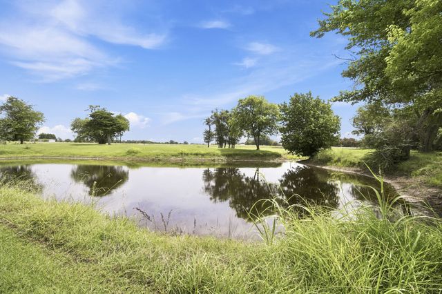 1255 Fm 667, Purdon, TX 76679