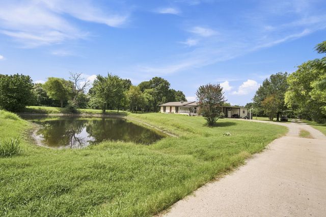 1255 Fm 667, Purdon, TX 76679