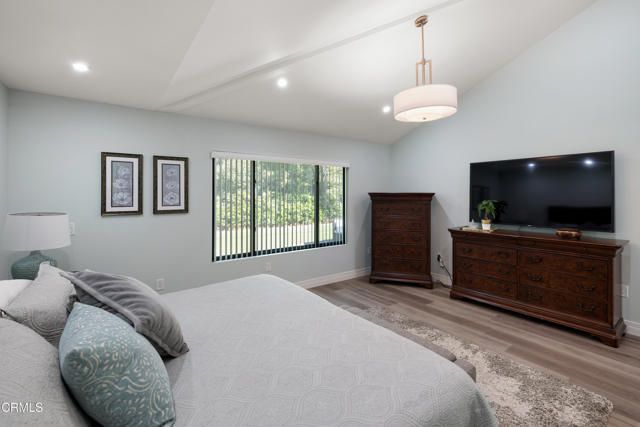 4428 Oakwood Avenue, La Canada Flintridge, CA 91011