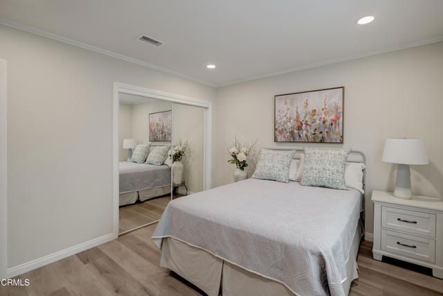 4428 Oakwood Avenue, La Canada Flintridge, CA 91011