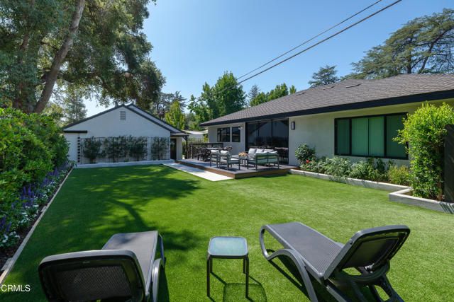 4428 Oakwood Avenue, La Canada Flintridge, CA 91011