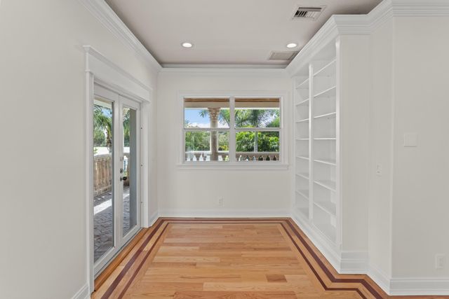360 Gregory Road, West Palm Beach, FL 33405
