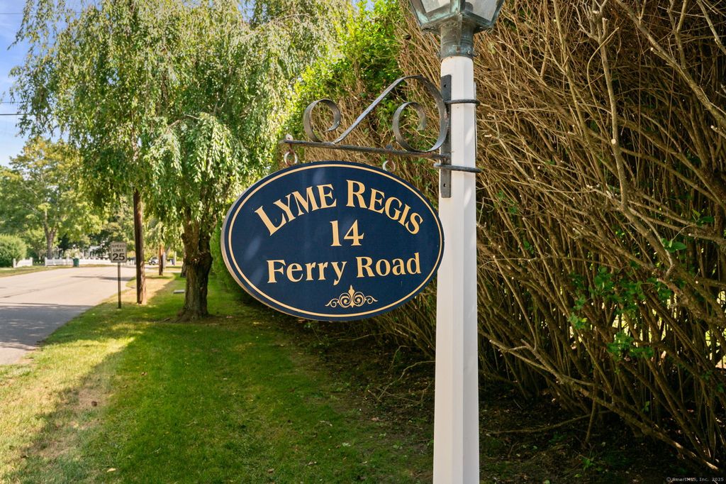 14 Ferry Road APT E1, Old Lyme, CT 06371
