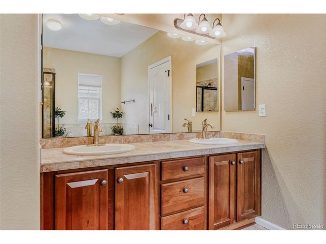 3355 Cascina Cir B, Highlands Ranch, CO 80126