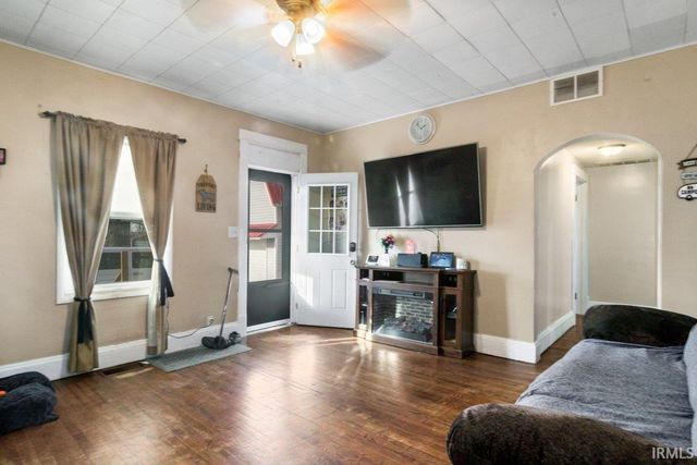 2836 W State Road 64, Princeton, IN 47670