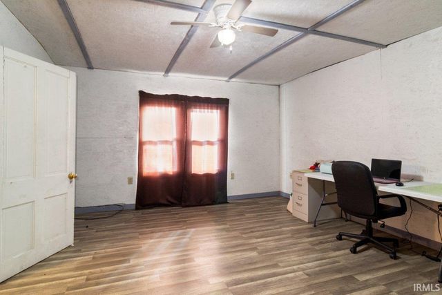 2836 W State Road 64, Princeton, IN 47670