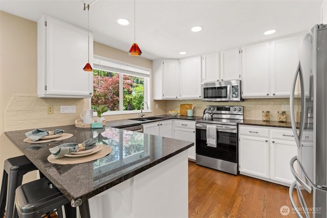 11701 NE 105th Lane, Kirkland, WA 98033