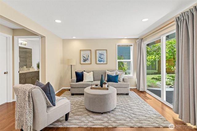 11701 NE 105th Lane, Kirkland, WA 98033