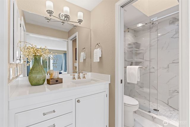 11701 NE 105th Lane, Kirkland, WA 98033