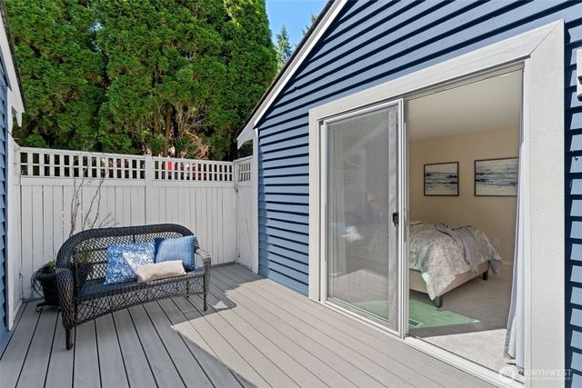 11701 NE 105th Lane, Kirkland, WA 98033