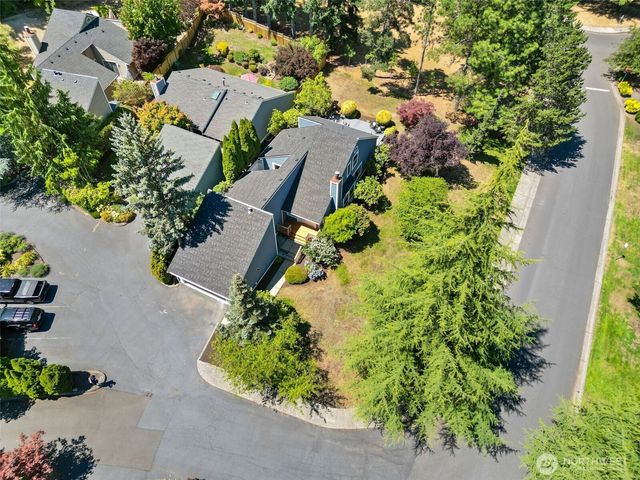 11701 NE 105th Lane, Kirkland, WA 98033