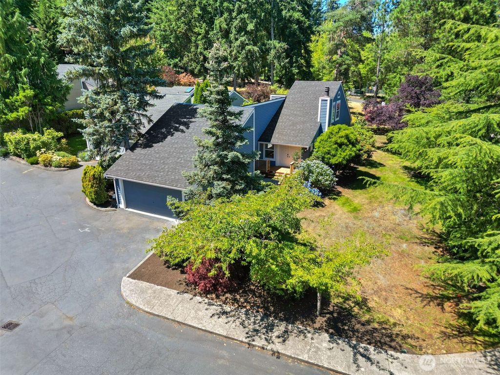 11701 NE 105th Lane, Kirkland, WA 98033