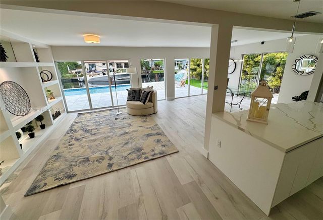 1012 Tangelo Isle, Fort Lauderdale, FL 33315