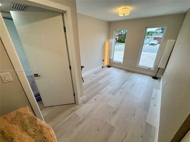 1012 Tangelo Isle, Fort Lauderdale, FL 33315