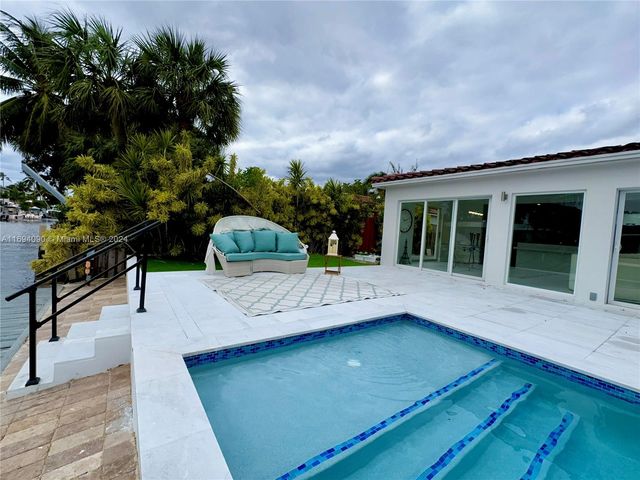 1012 Tangelo Isle, Fort Lauderdale, FL 33315