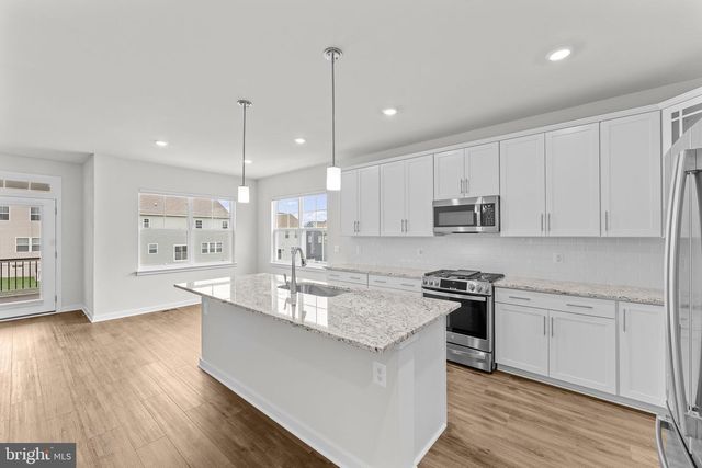 2047 ARMSTRONG TER, Jeffersonton, VA 22724