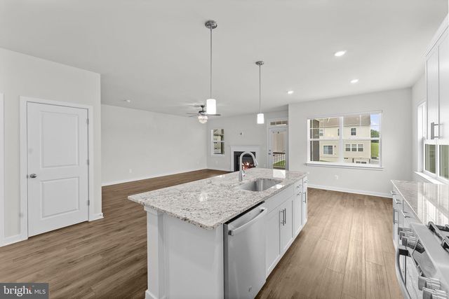 2047 ARMSTRONG TER, Jeffersonton, VA 22724