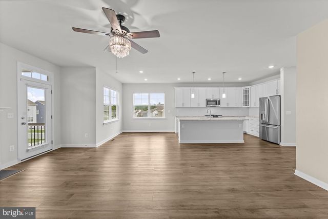 2047 ARMSTRONG TER, Jeffersonton, VA 22724
