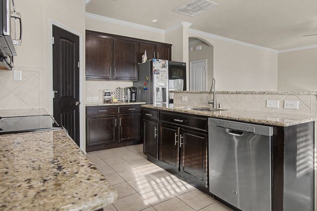 14400 Artisan Drive, Fort Worth, TX 76052