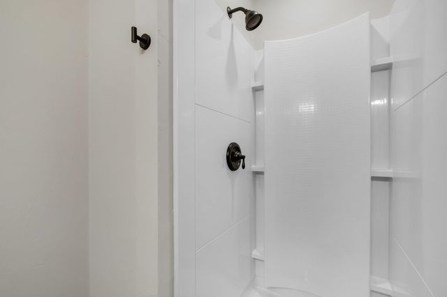 1226 Hidden Place, Tallahassee, FL 32304