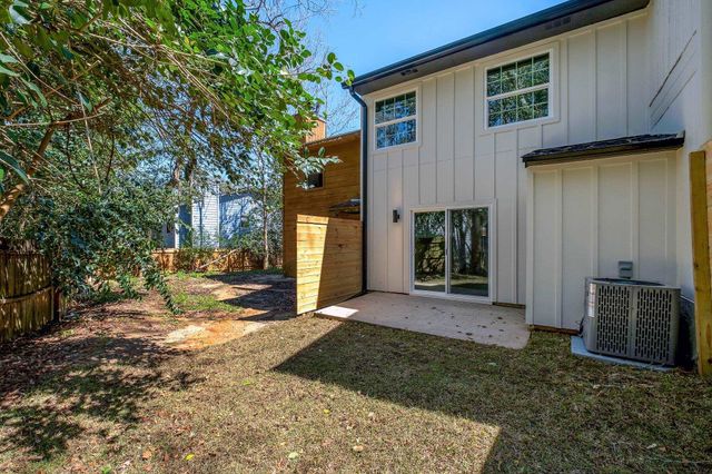 1226 Hidden Place, Tallahassee, FL 32304