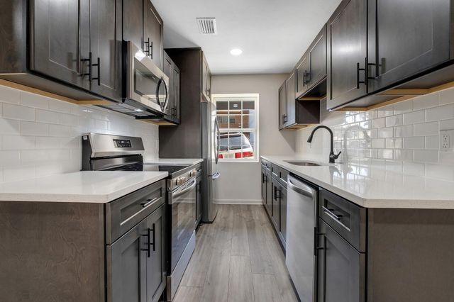 1226 Hidden Place, Tallahassee, FL 32304